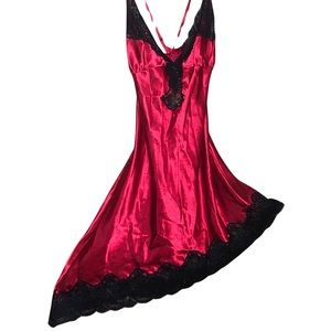Vintage Frederick's of Hollywood red and black lace chemise slip nightgown lin…